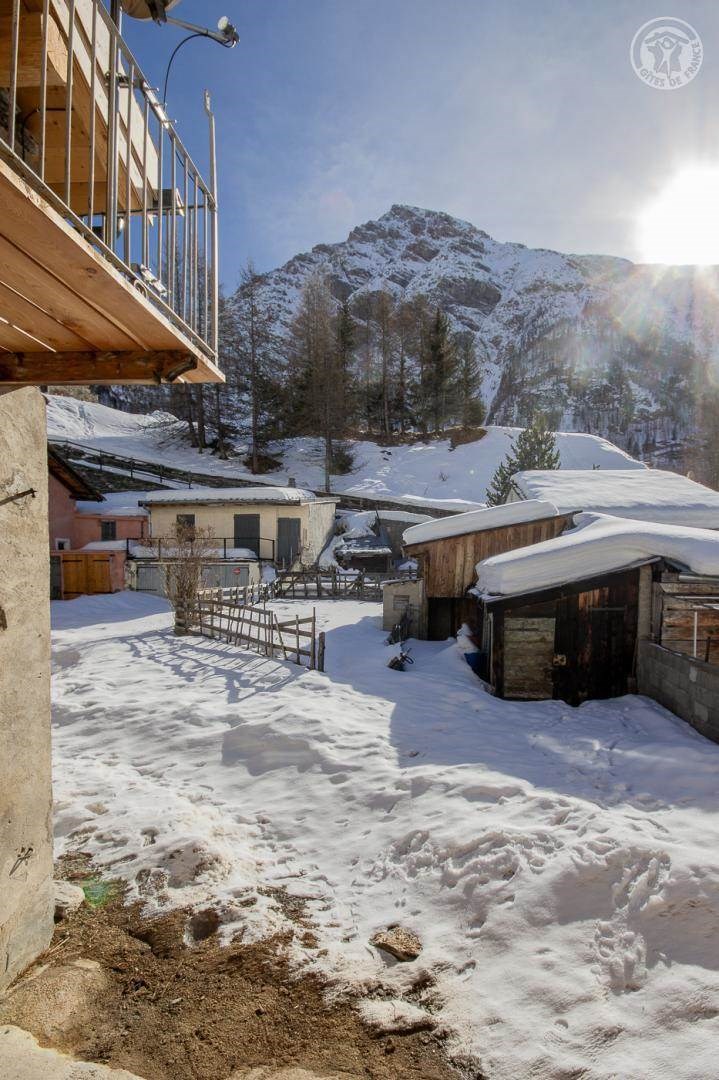 Gîtes de France N°73G40200 (LA MAISON BLEUE - le Bouvreuil)