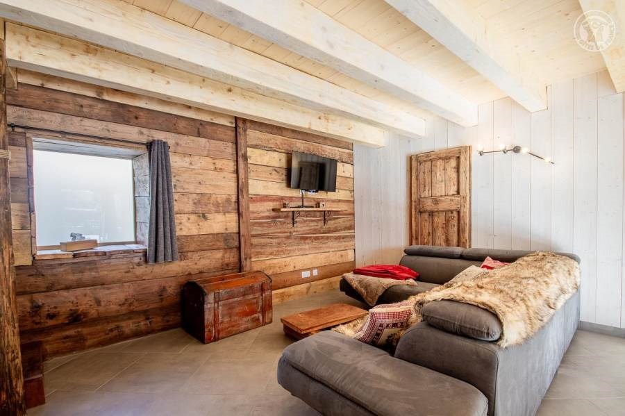 Gîtes de France N°73G40200 (LA MAISON BLEUE - le Bouvreuil)