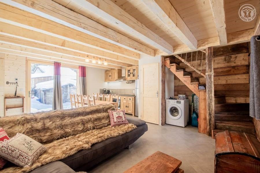 Gîtes de France N°73G40200 (LA MAISON BLEUE - le Bouvreuil)