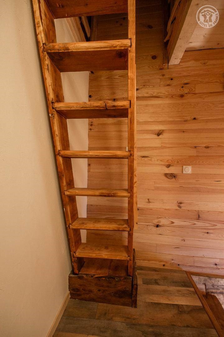 Gîtes de France N°73G40200 (LA MAISON BLEUE - le Bouvreuil)