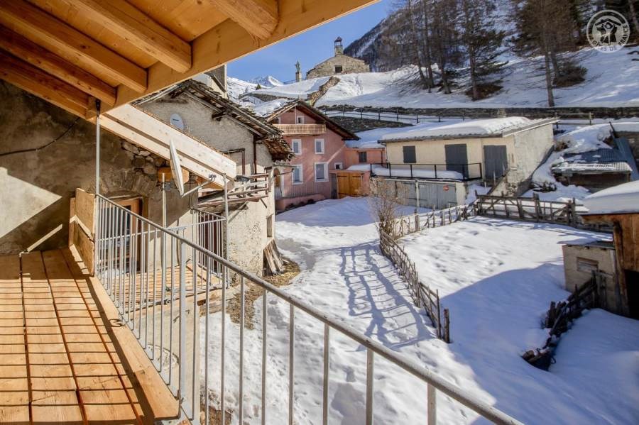 Gîtes de France N°73G40200 (LA MAISON BLEUE - le Bouvreuil)