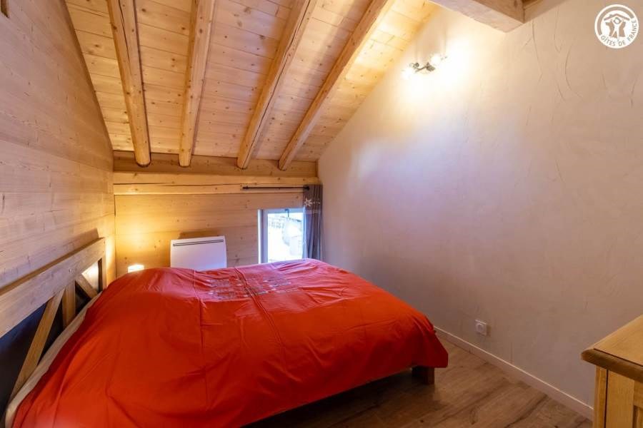 Gîtes de France N°73G40206 (LA MAISON BLEUE - Le Lagopède)