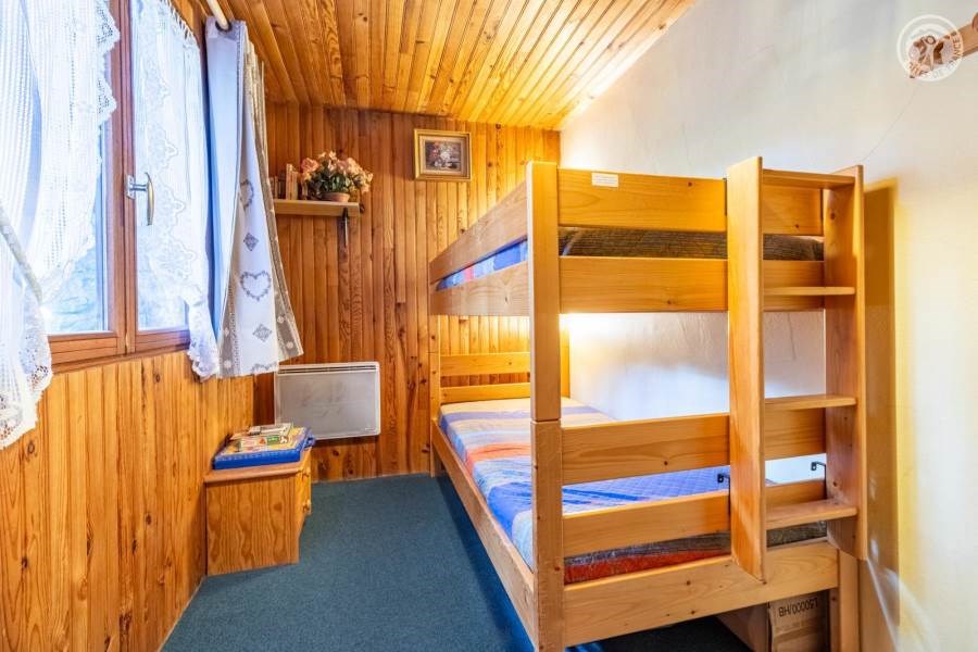 Gîtes de France N°73G47105 (GENEVRIER)