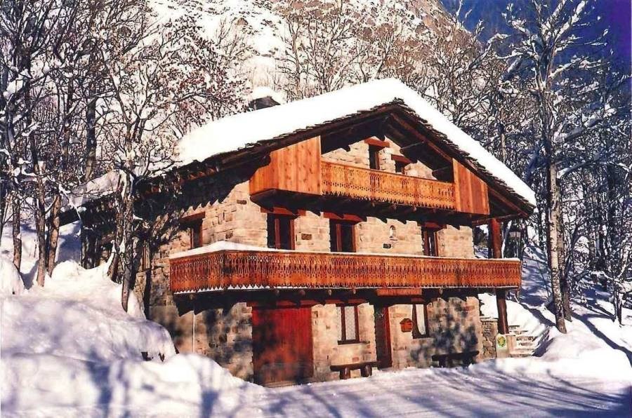 Gîtes de France N°73G47105 (GENEVRIER)