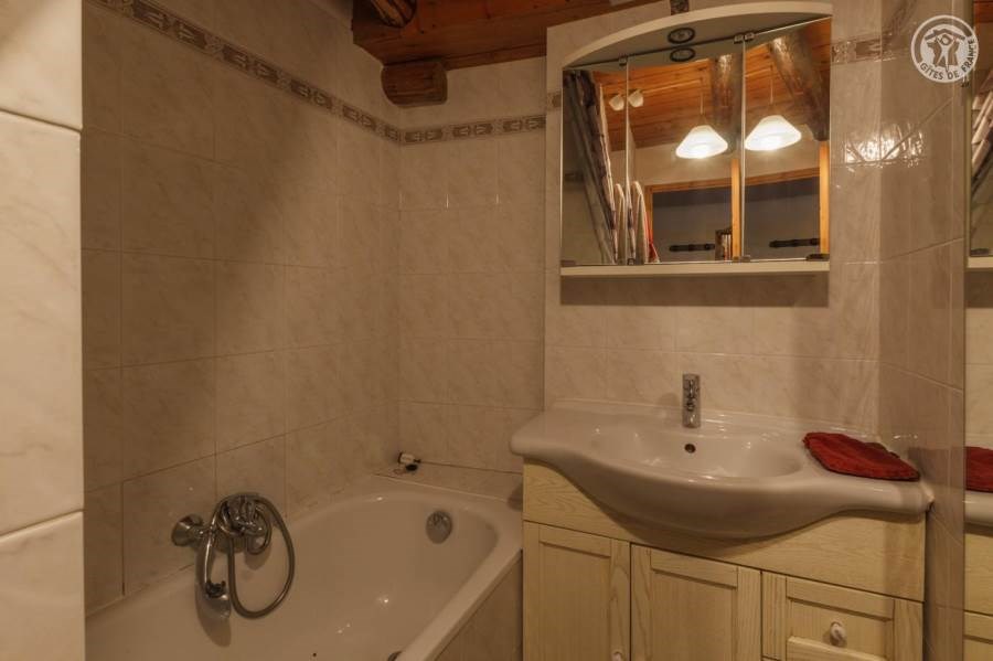 Gîtes de France N°73G47120 (LES COLOMBIERES - MÉSANGE)