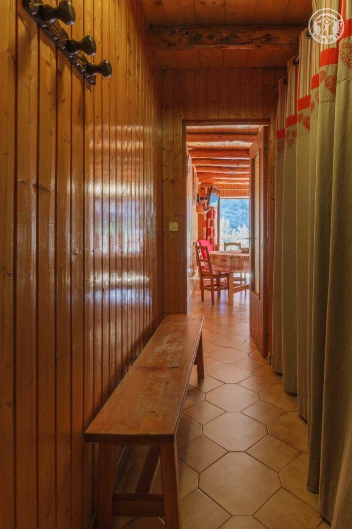 Gîtes de France N°73G47121 (LES COLOMBIERES - CHAMOIS)