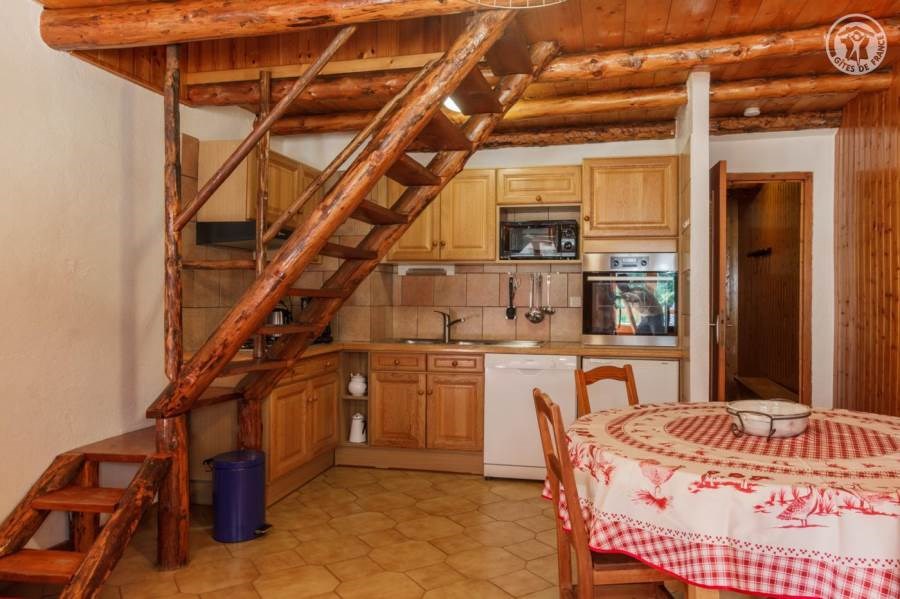 Gîtes de France N°73G47121 (LES COLOMBIERES - CHAMOIS)