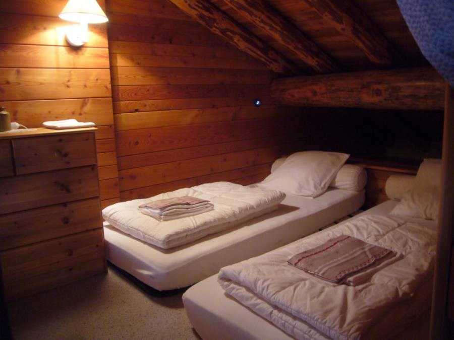 Gîtes de France N°73G47166 (LES ABEILLOS  - LE DORGAIL)