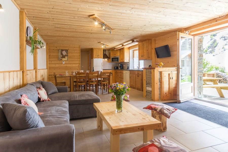 Gîtes de France N°73G47199 (CHALET LES ECRINS)