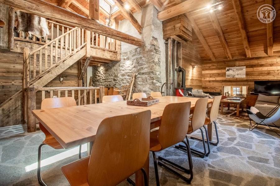 Gîtes de France N°73G47213 (CHALET 1962)