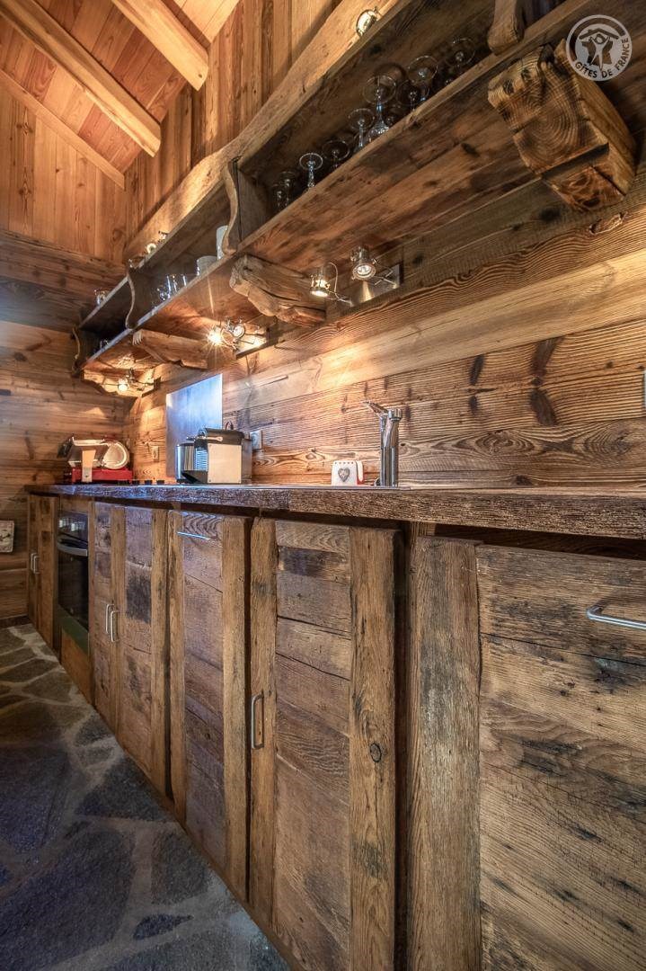 Gîtes de France N°73G47213 (CHALET 1962)