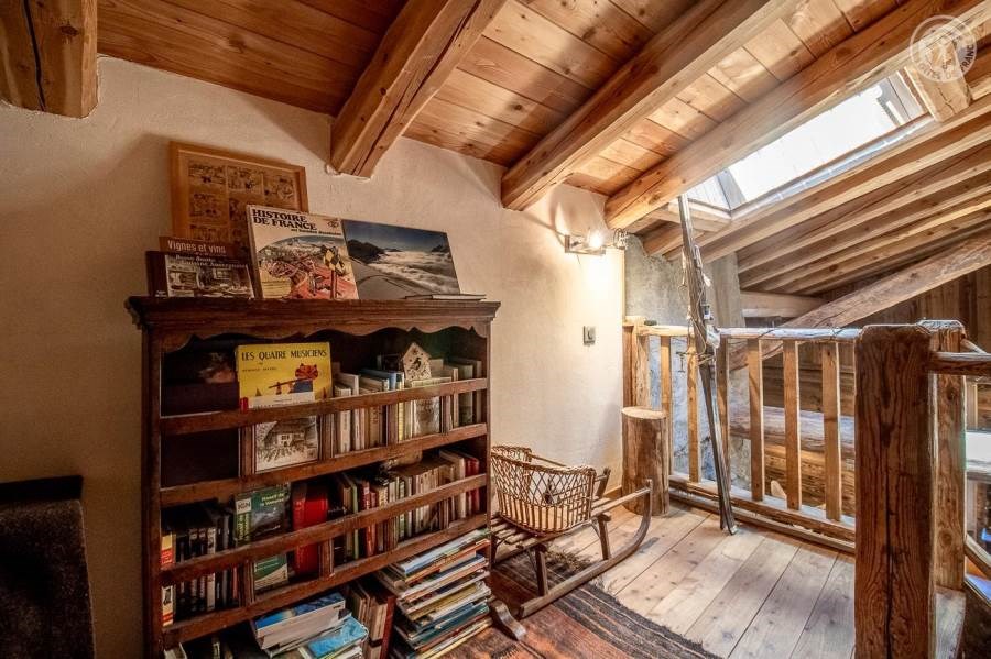 Gîtes de France N°73G47213 (CHALET 1962)