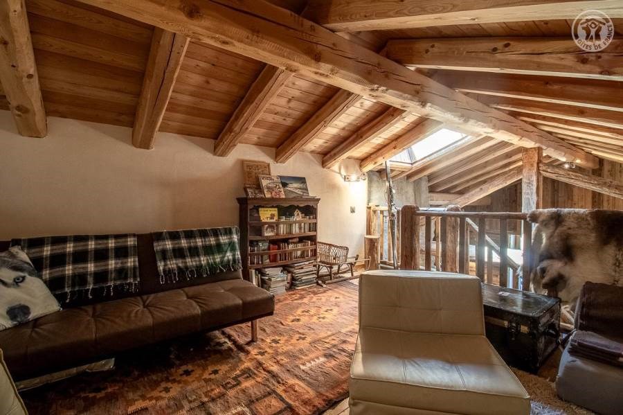 Gîtes de France N°73G47213 (CHALET 1962)