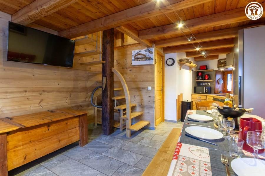 Gîtes de France N°73G47215 (LA MAISON DU PAPE)