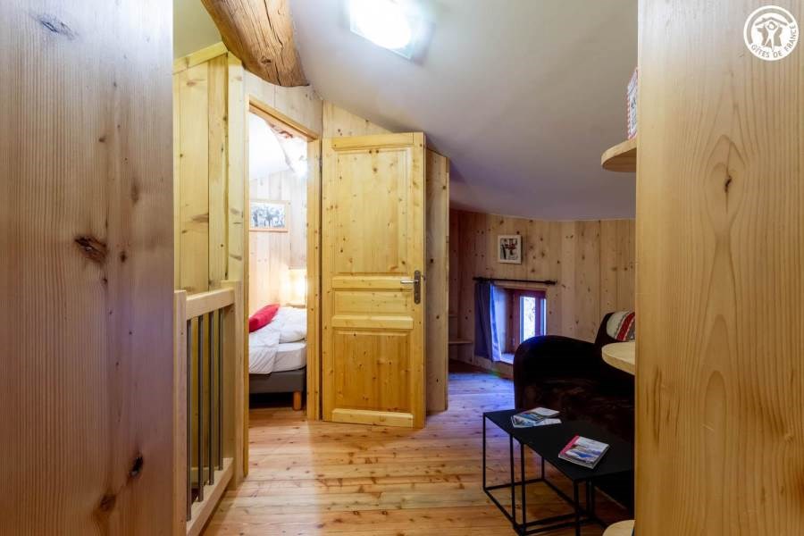 Gîtes de France N°73G47215 (LA MAISON DU PAPE)