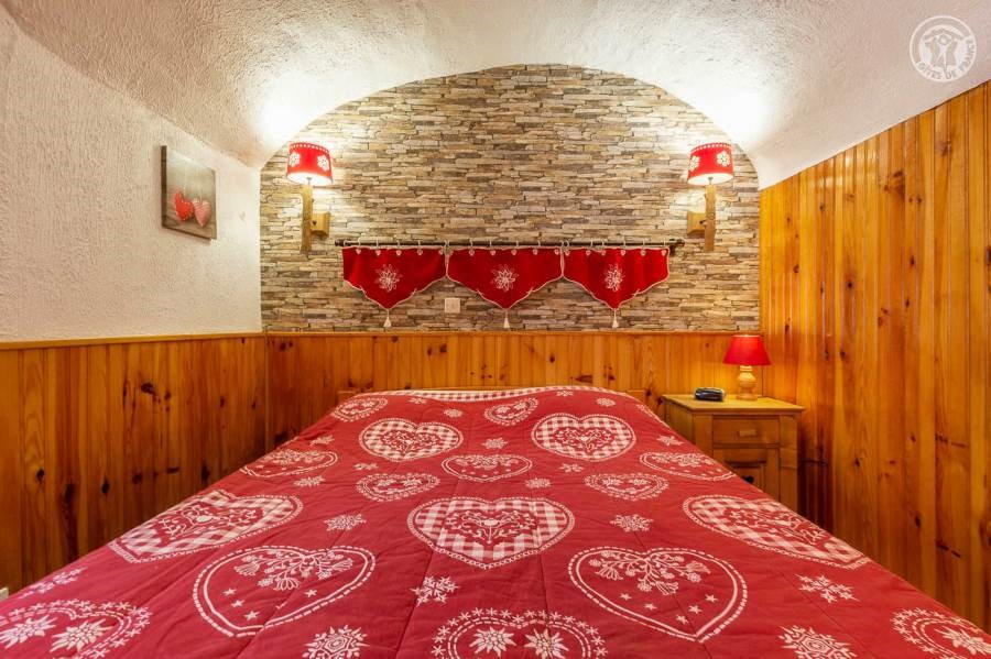 Gîtes de France N°73G56139 (L'OURS BRUN)