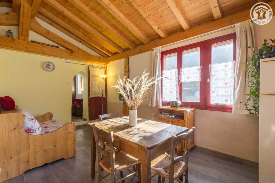 Gîtes de France N°73G56141 (LA PETITE GRIVE MUSICIENNE)