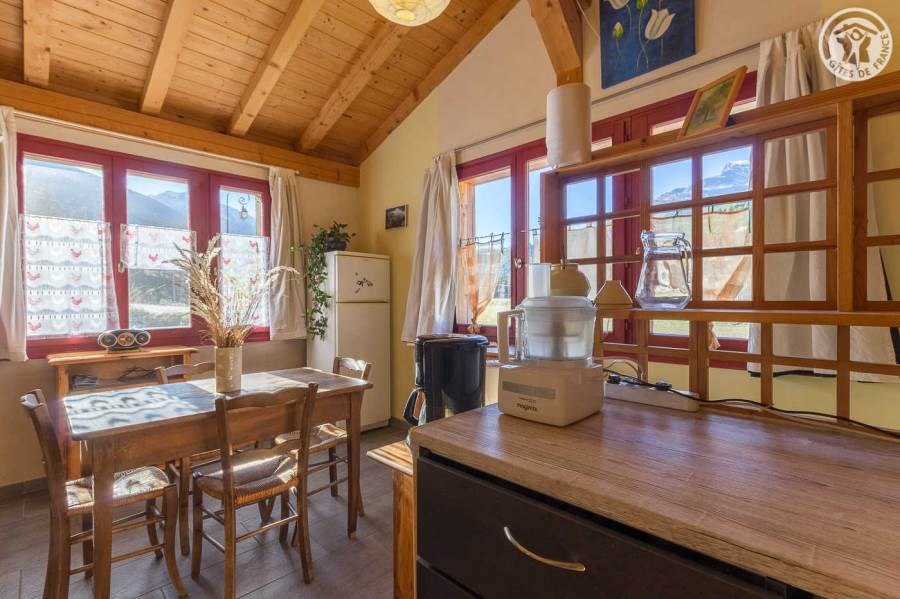 Gîtes de France N°73G56141 (LA PETITE GRIVE MUSICIENNE)