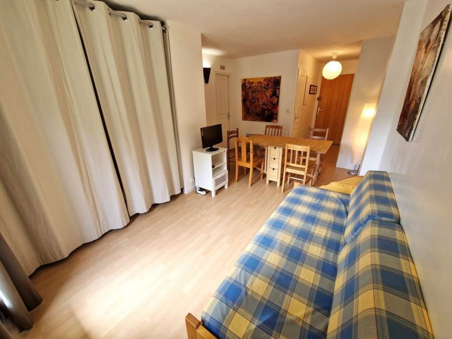 CHALET CLUB