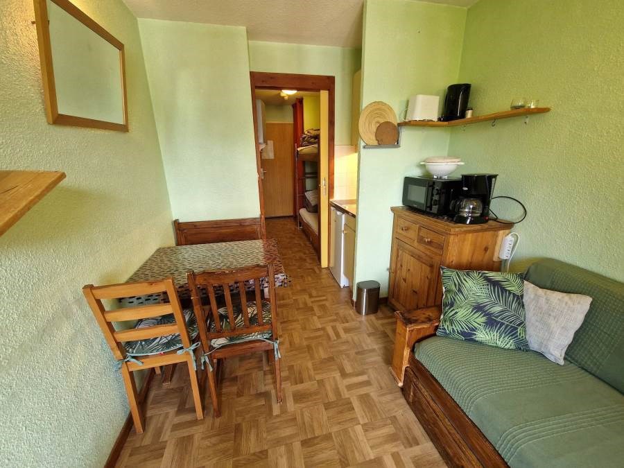 CHALET CLUB