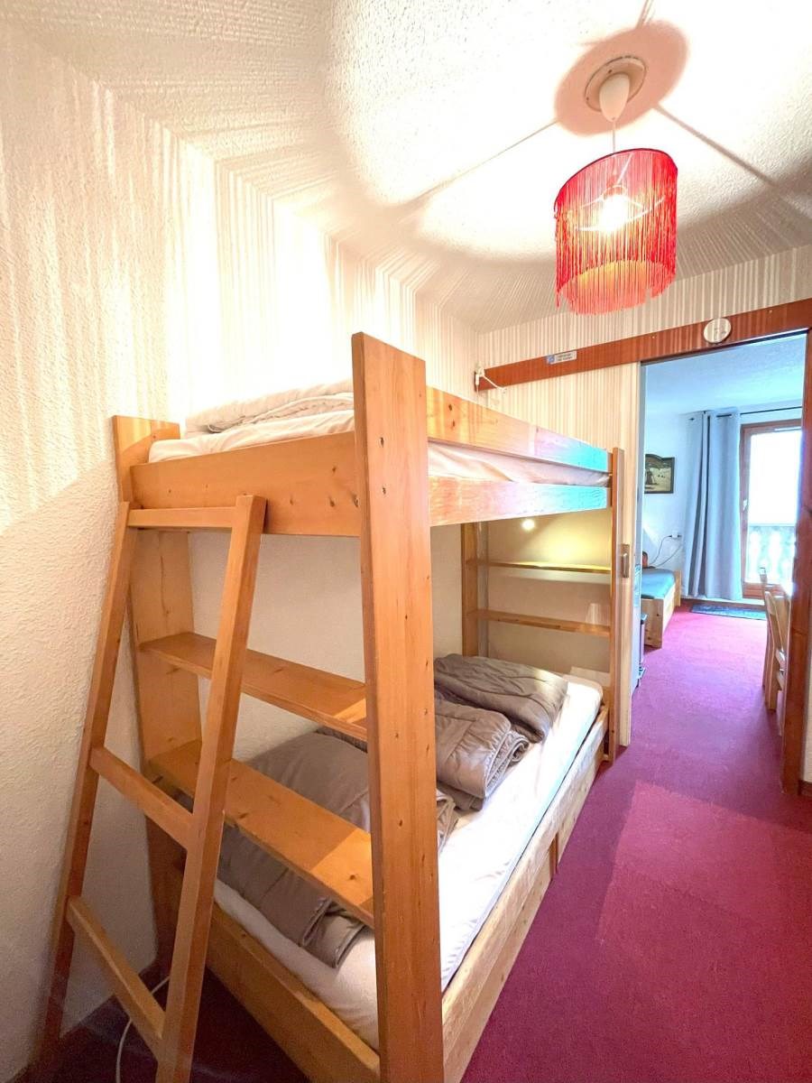 CHALET CLUB