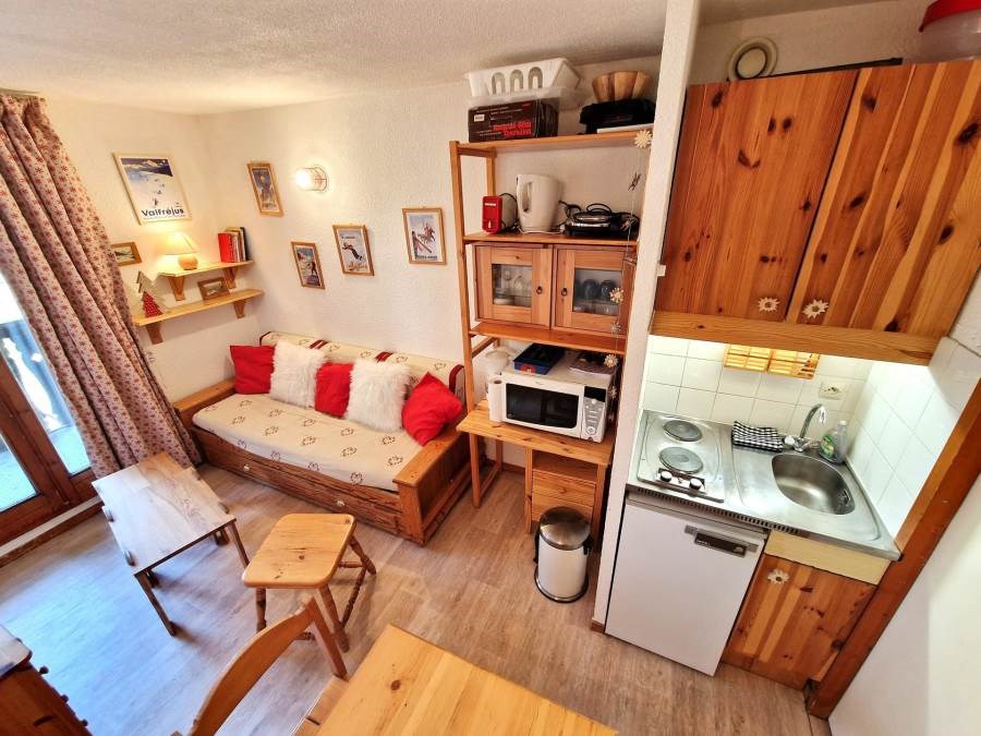 CHALET CLUB
