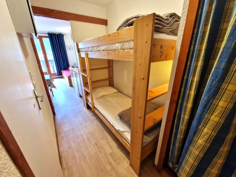 CHALET CLUB