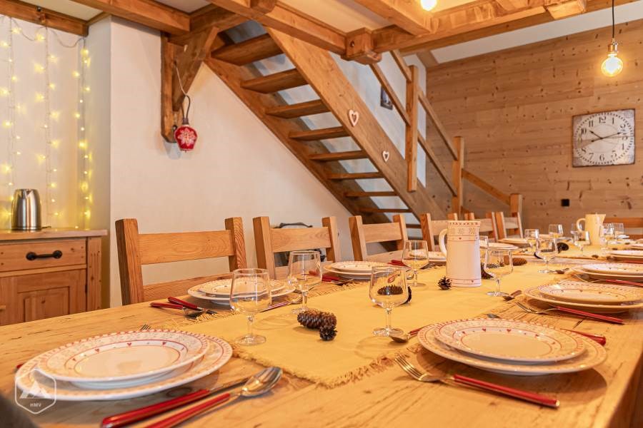 CHALET MANUREVA