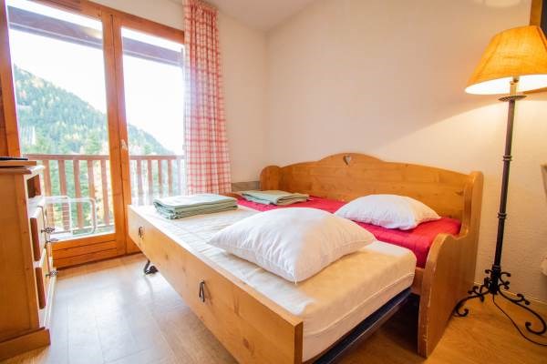 BELVEDERE BUSSEROLES