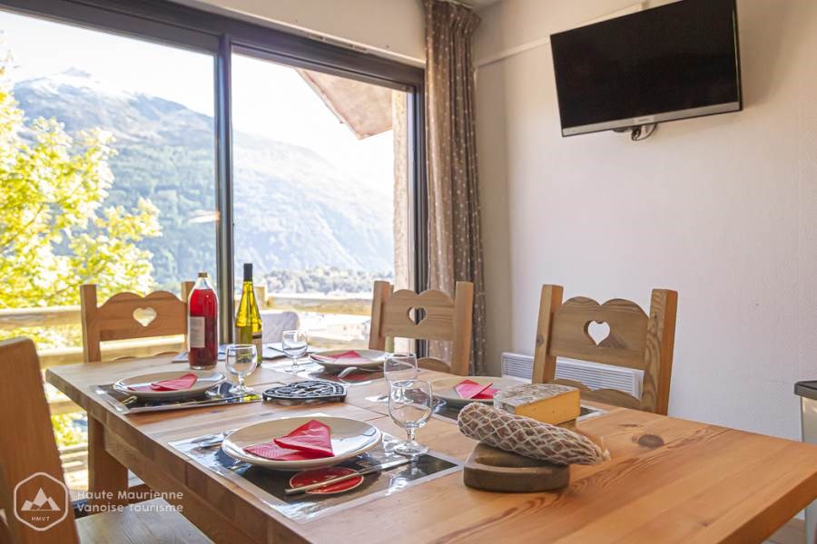 LES CHALETS DE LA PYRAMIDE