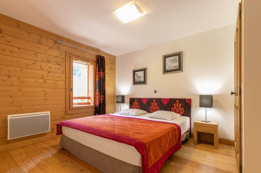 LES CHALET DE FLAMBEAU