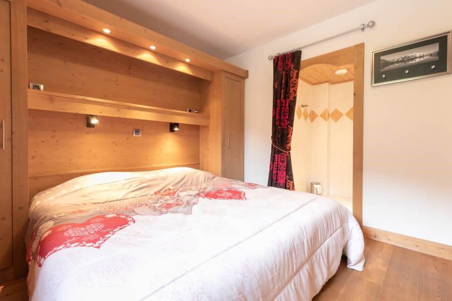 LES CHALET DE FLAMBEAU