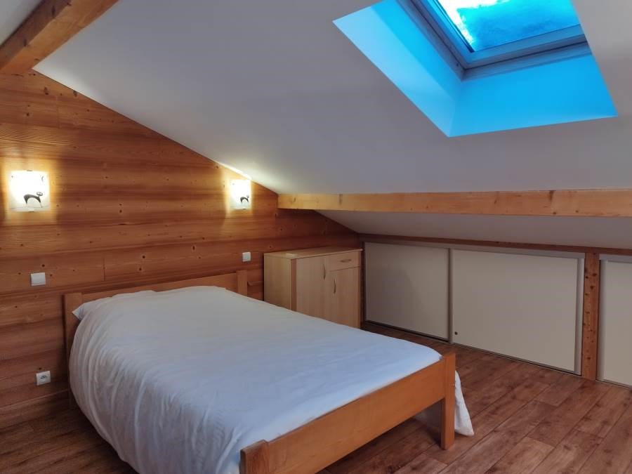 LANSLEVILLARD QUARTIER EGLISE