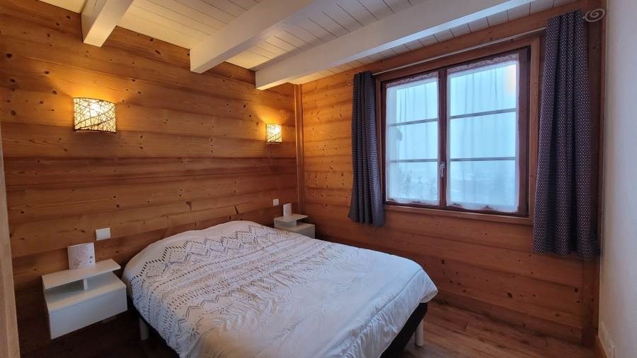 LANSLEVILLARD QUARTIER EGLISE