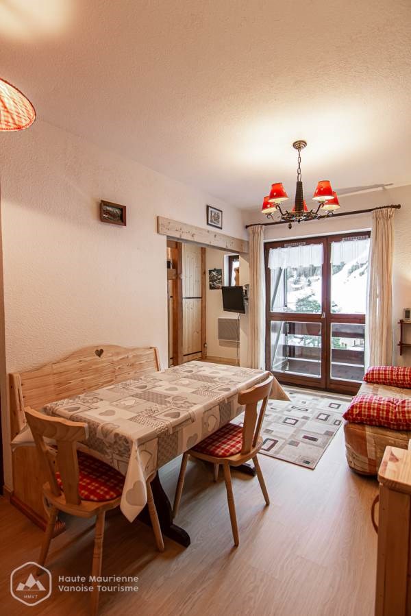 Dedenis Sylvie - Les Campanules - Apt 30F