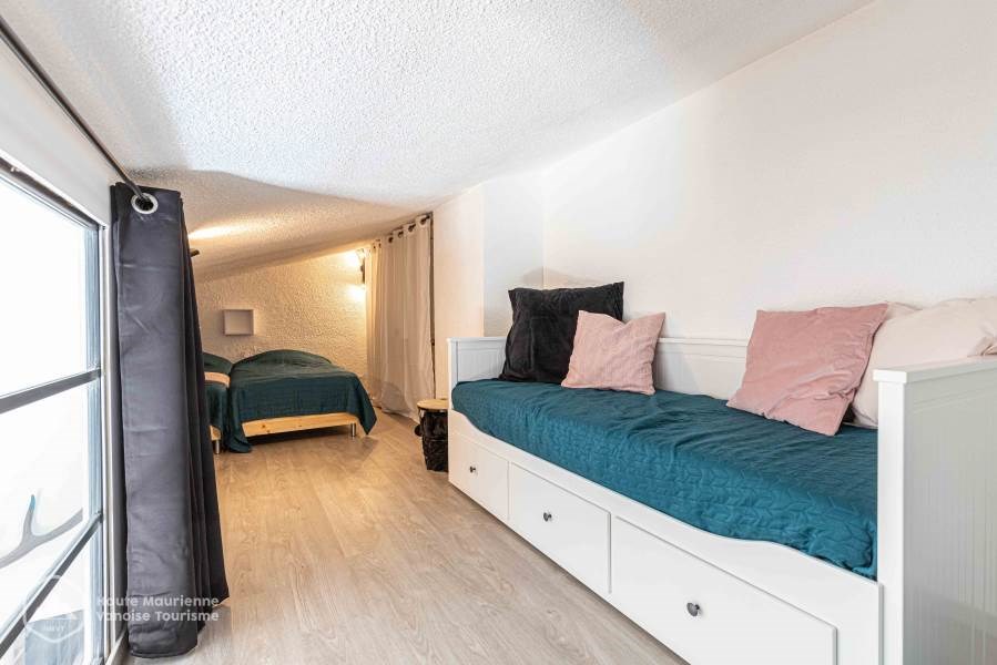 Jean-Marie et Anne - Le Village - n°39