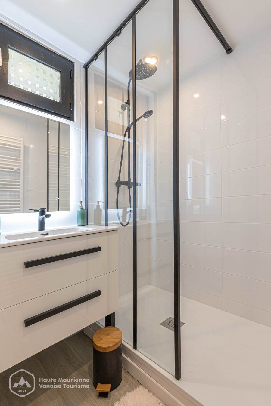 Jean-Marie et Anne - Le Village - n°39