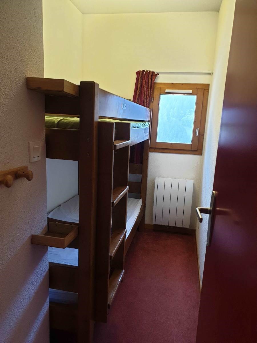 LA TURRA - Appt. 4/6pers - Piscine-Sauna, pied des pistes   