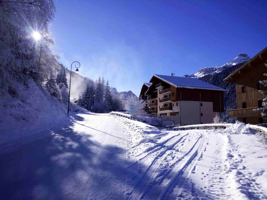 LA TURRA - Appt. 4/6pers - Piscine-Sauna, pied des pistes   