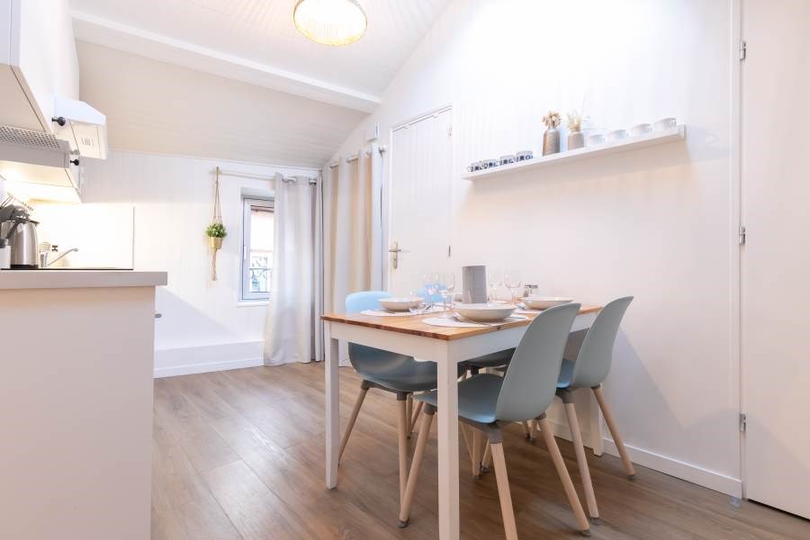 Au Petit Sommet - Cerf Brun