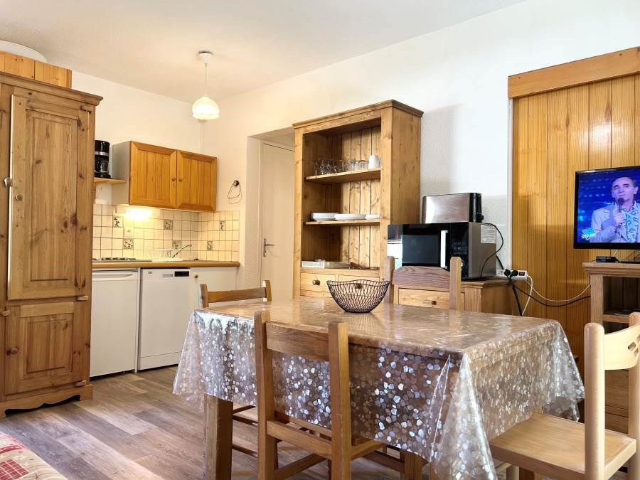 Les Arolles - Apt 29B