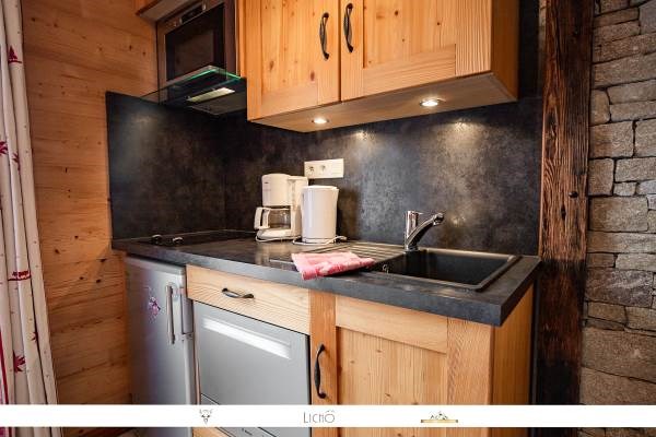 Résidences Les Flocons - apt La Parrachée 