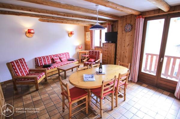 Filliol Monique et Aimé - Gîte Chelou - apt n°679