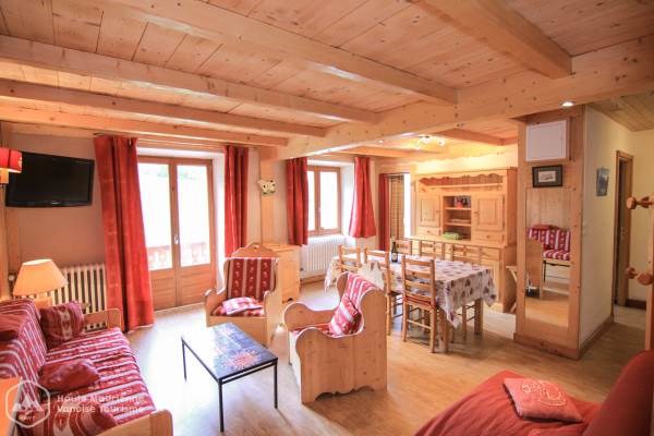 Filliol Monique et Aimé - Gîte Chelou - apt n°871