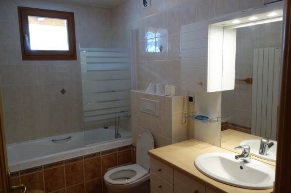 "Maison Neuve/Le Cadran"