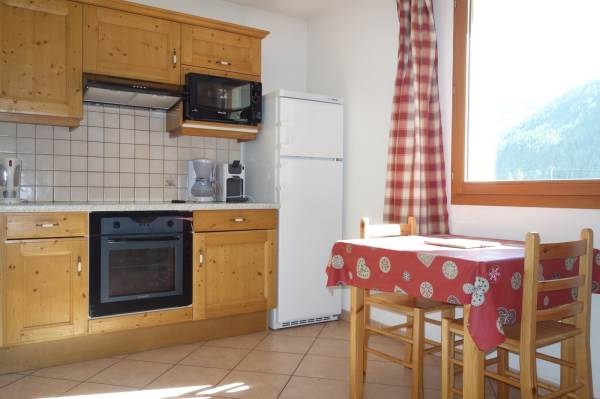 "Maison Neuve/Le Cadran"