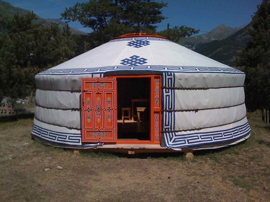 Cabanes & Yourtes de Montagne