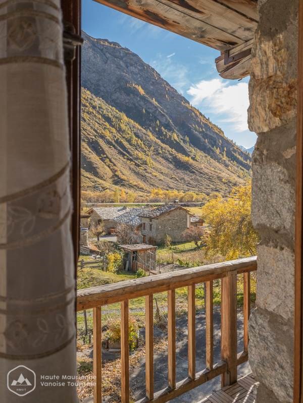 LES MERISIERS - NID DES ANGES