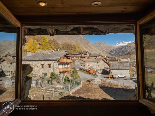 LES MERISIERS - NID DES ANGES