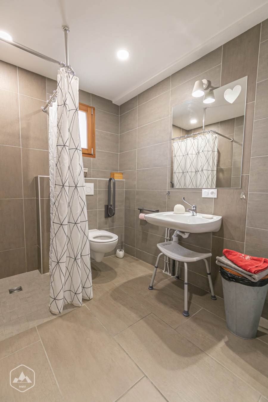 * Chalet de la fontaine - la Parrachée (6 pers)